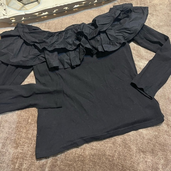 H&M Black Ruffled Off the Shoulder Long Sleeved Shirt- Size Small - Picture 4 of 4